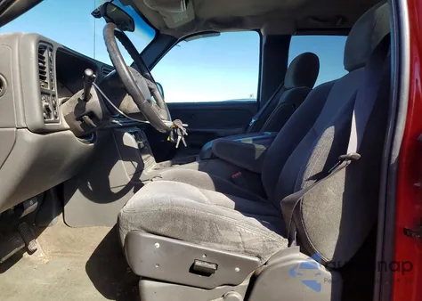 2003 Chevrolet Silverado K1500 z USA, uszkodzony, nr VIN 1GCEK19T63E166534